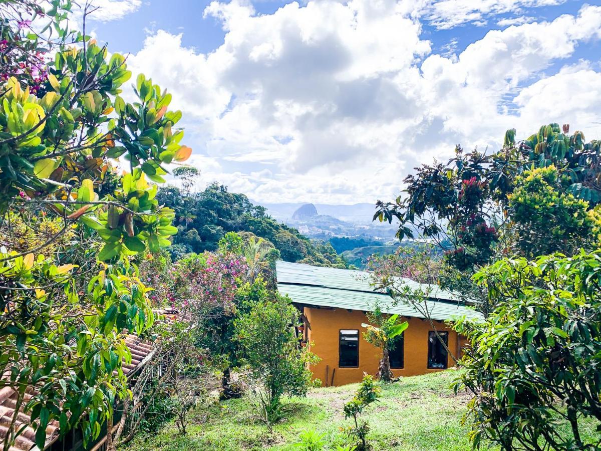 La Casa De Loto Retreat Guatape Ngoại thất bức ảnh